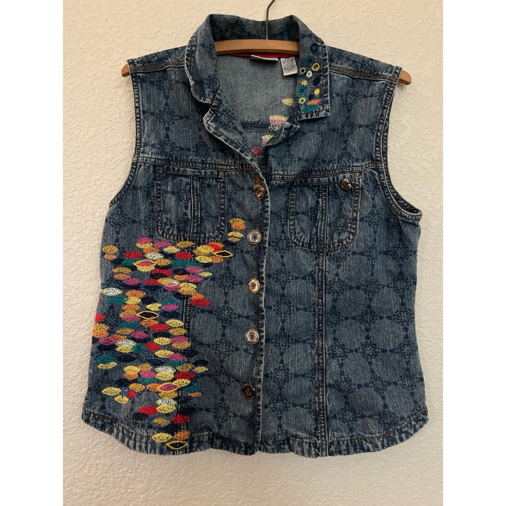 Chico’s Embroidered Denim Vest Women’s Size 1